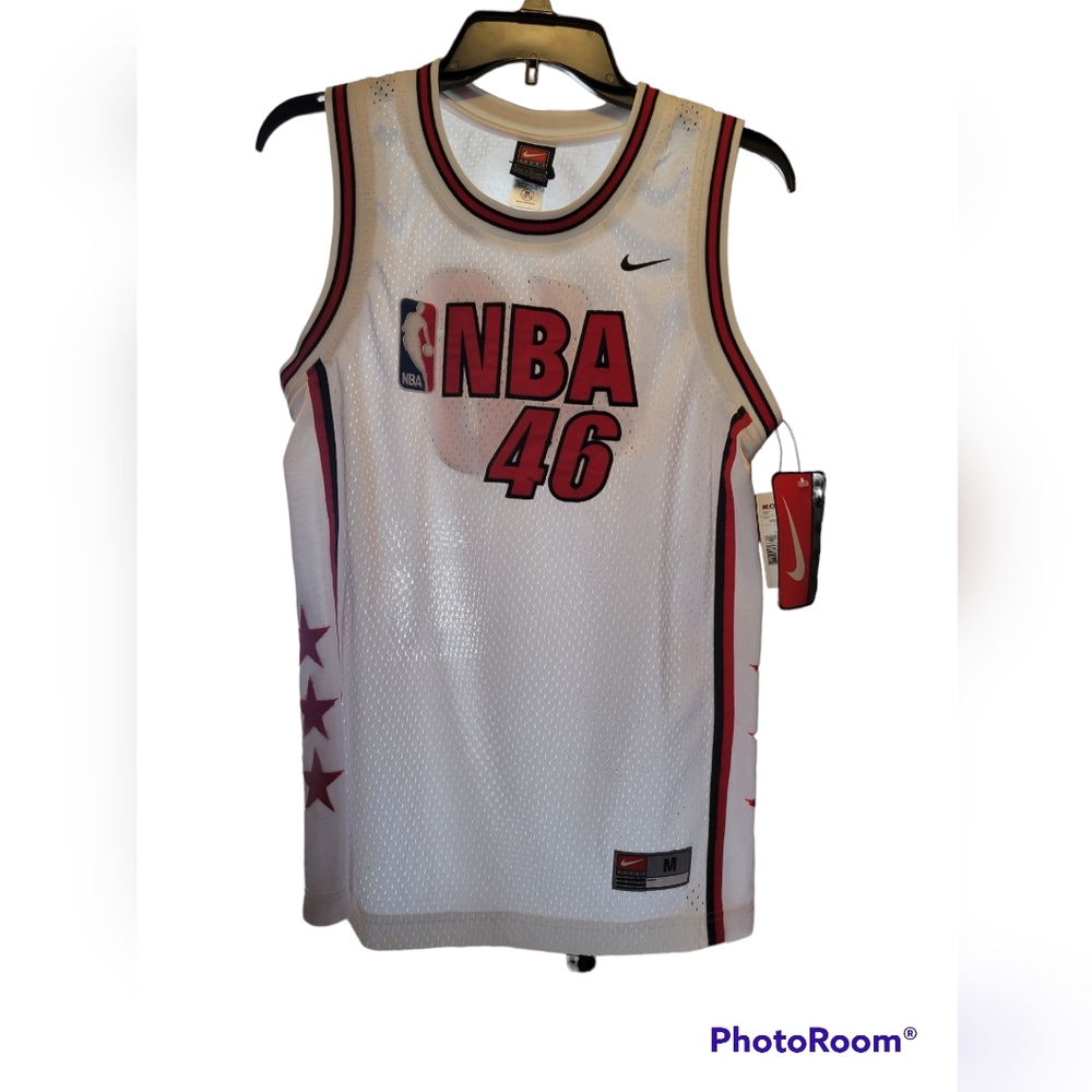 NWT boys 12 / 14 Nike Basketball Tank